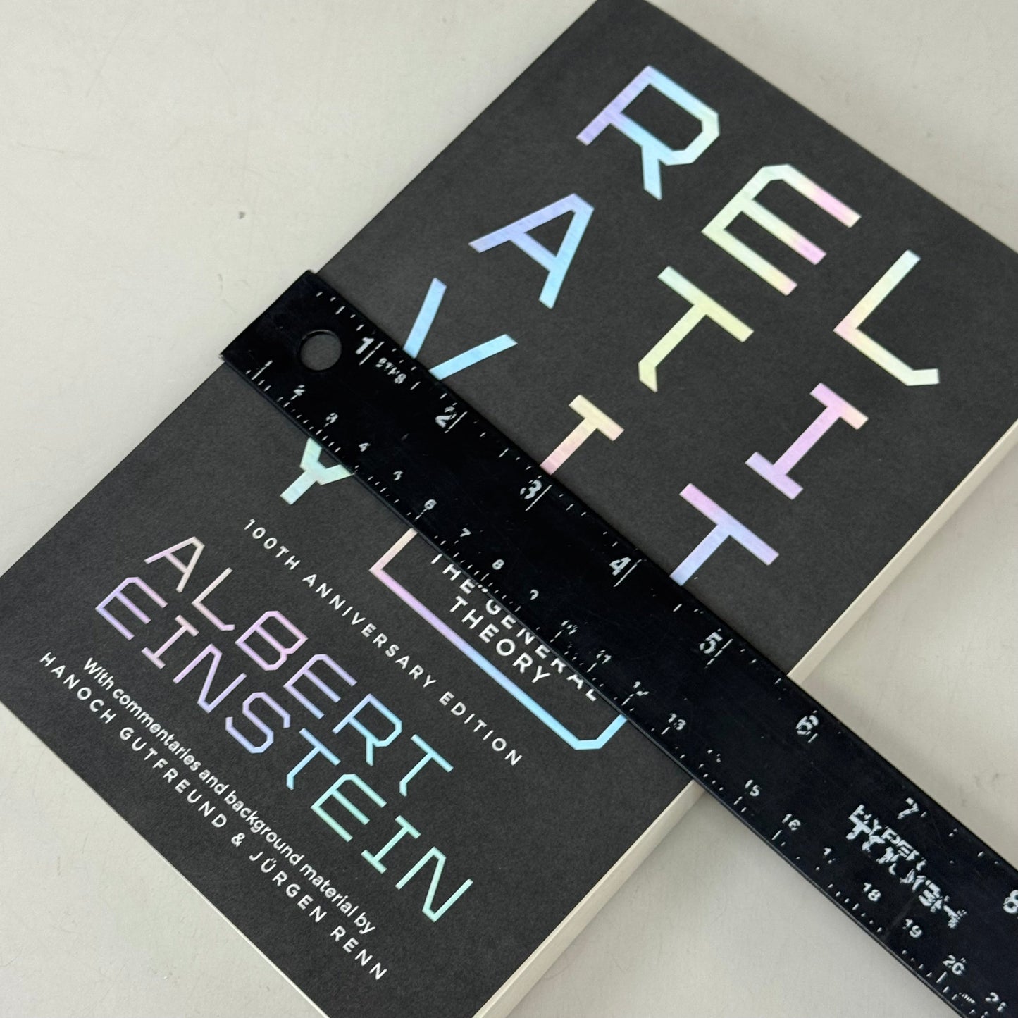 PRINCETON UNIVERSITY PRESS  Relativity Albert Einstein Book 328 Pages