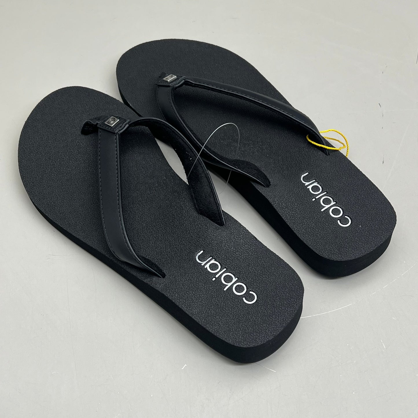 COBIAN Skinny Bounce Comfortable Synthetic Strap Women's Sz 7 Black SKI25-001-07