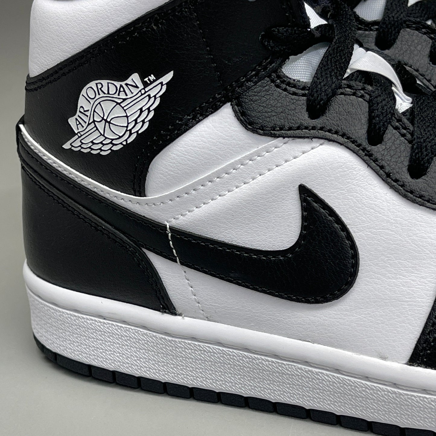 NIKE AIR JORDAN 1 Mid Panda Shoe Women's Sz 9 Black / White DV0991-101 (New)