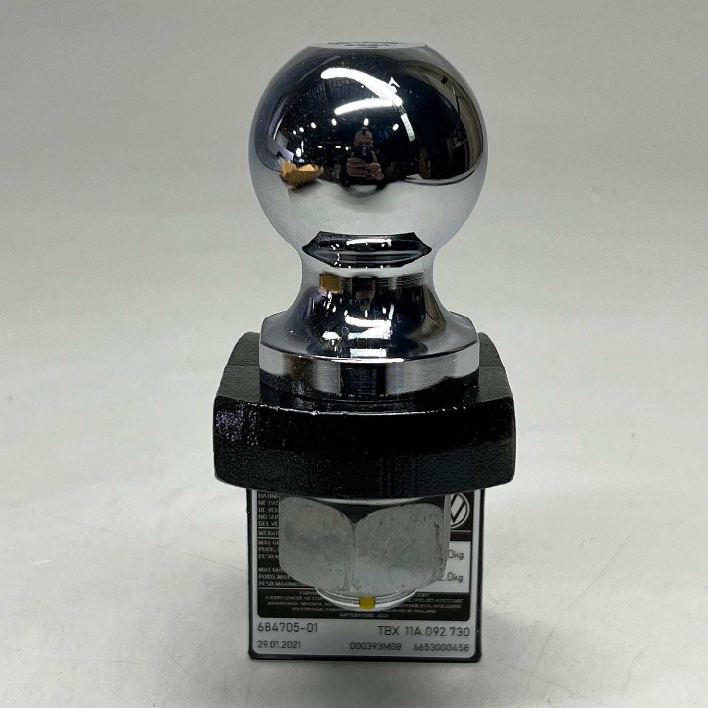 VOLKSWAGEN Trailer Hitch Ball And Ball Mount Sz 9" L x 7" H, 11A.092.730