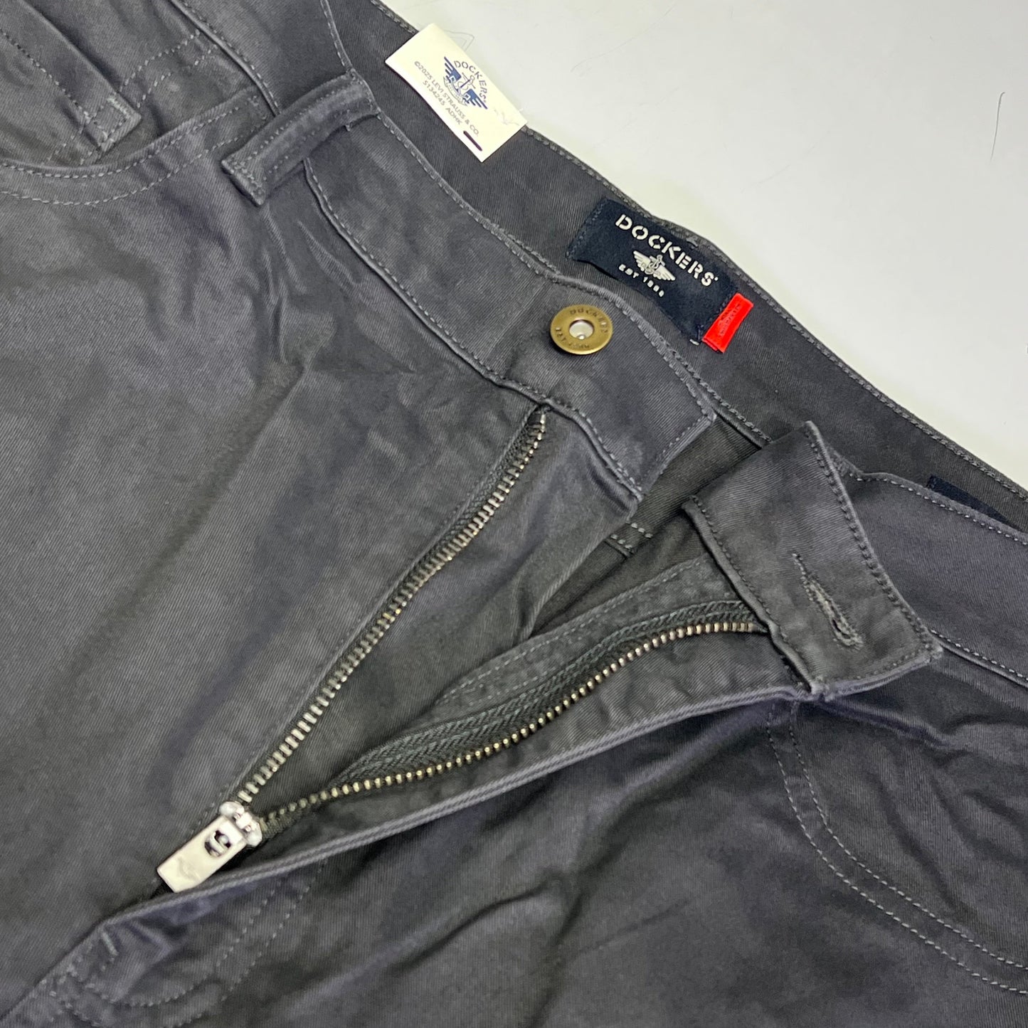 DOCKERS All Seasons Tech Straight Fit Jean Cut Pant Men's Sz 34x30 Steelhead