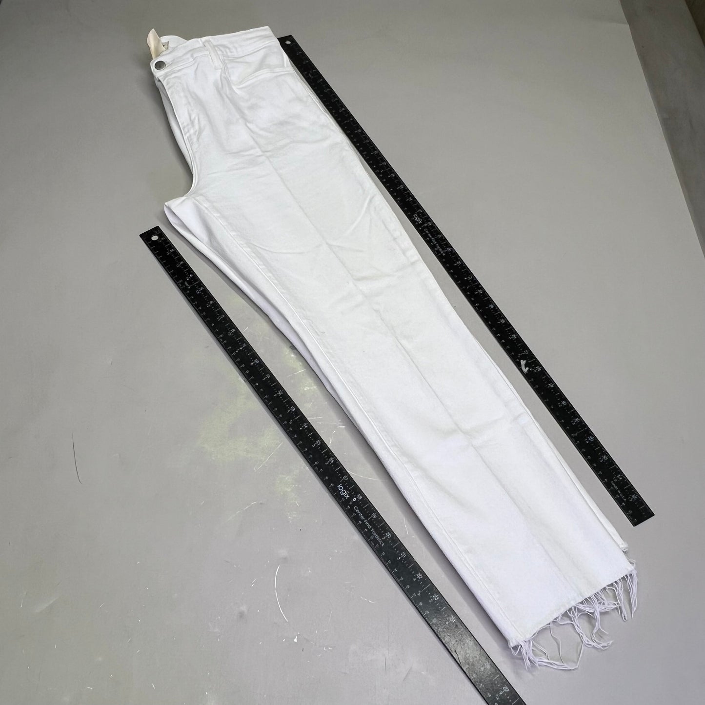 L'AGENCE  Sada High Rise Crop Slim Jeans Made In USA Women's Sz 31 (Used)