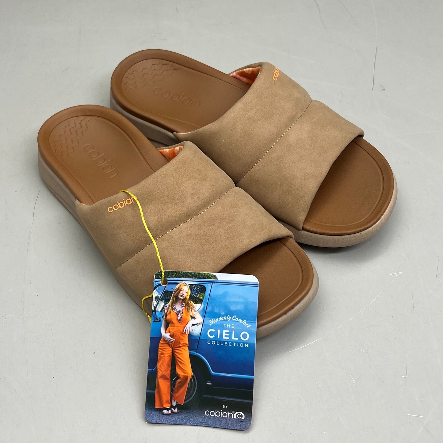 COBIAN Tolula Slide Enhanced Cushion Suede Strap Women's Sz 7 Tan TOL24-230-07