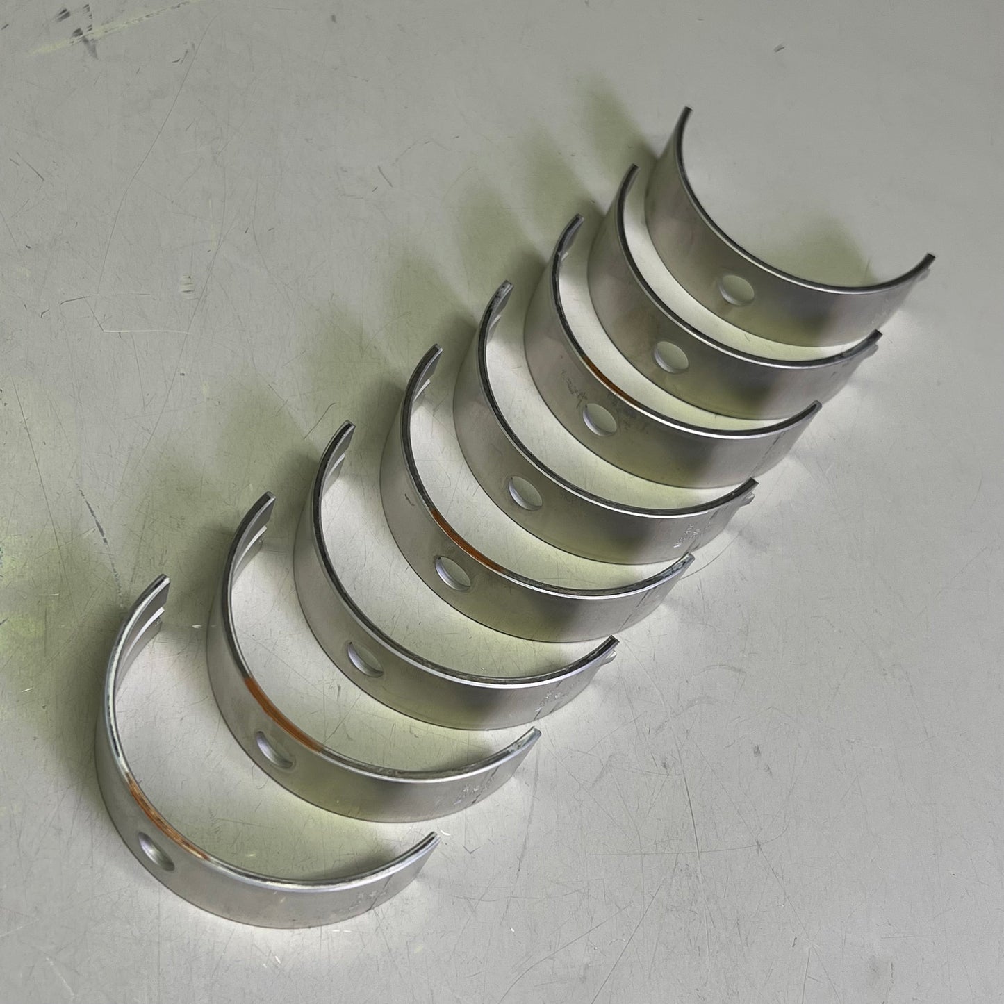 MAHLE Clevite P-Series Main Bearing Set For Ford Made In USA Part MS-863P