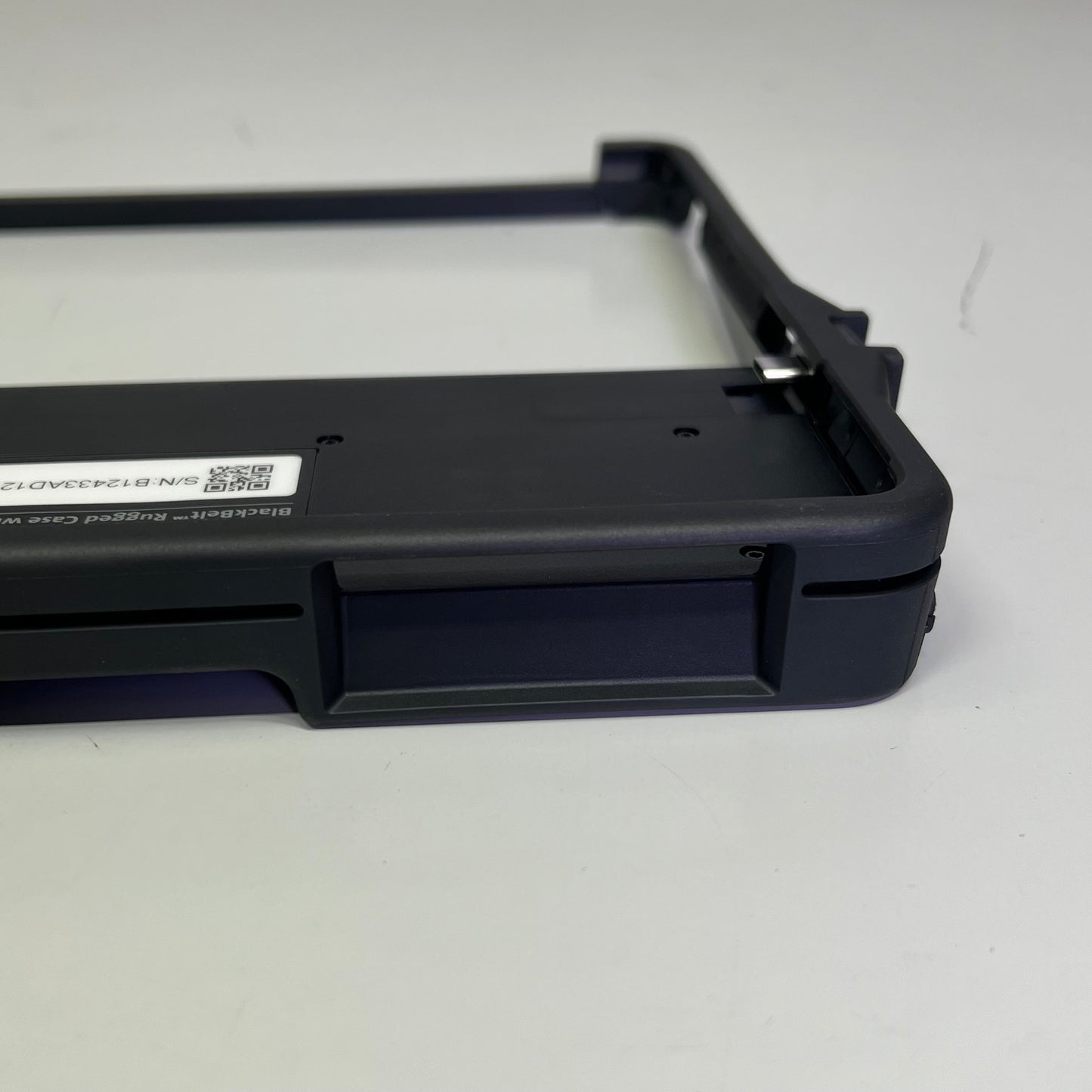 KENSINGTON  Blackbelt Rugged Case W/ CAC Reader For Surface Pro 9 K62539WW