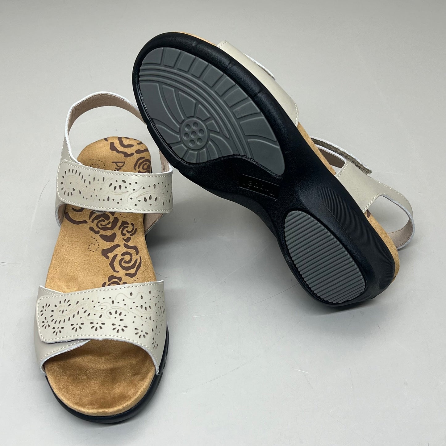 PROPET Wanda Sandal w/Wedge Heel Design Womens Sz 8 XX WIDE (4E) Cream WSX203L