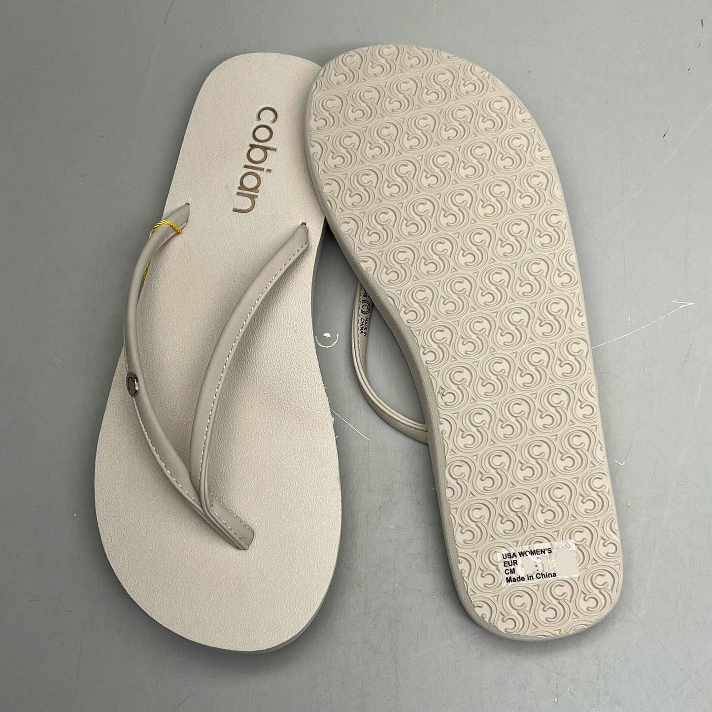 COBIAN Nia's Bounce Synthetic Leather Sandals Women's Sz 6, EU 35.5 Cream NIA25-110-6