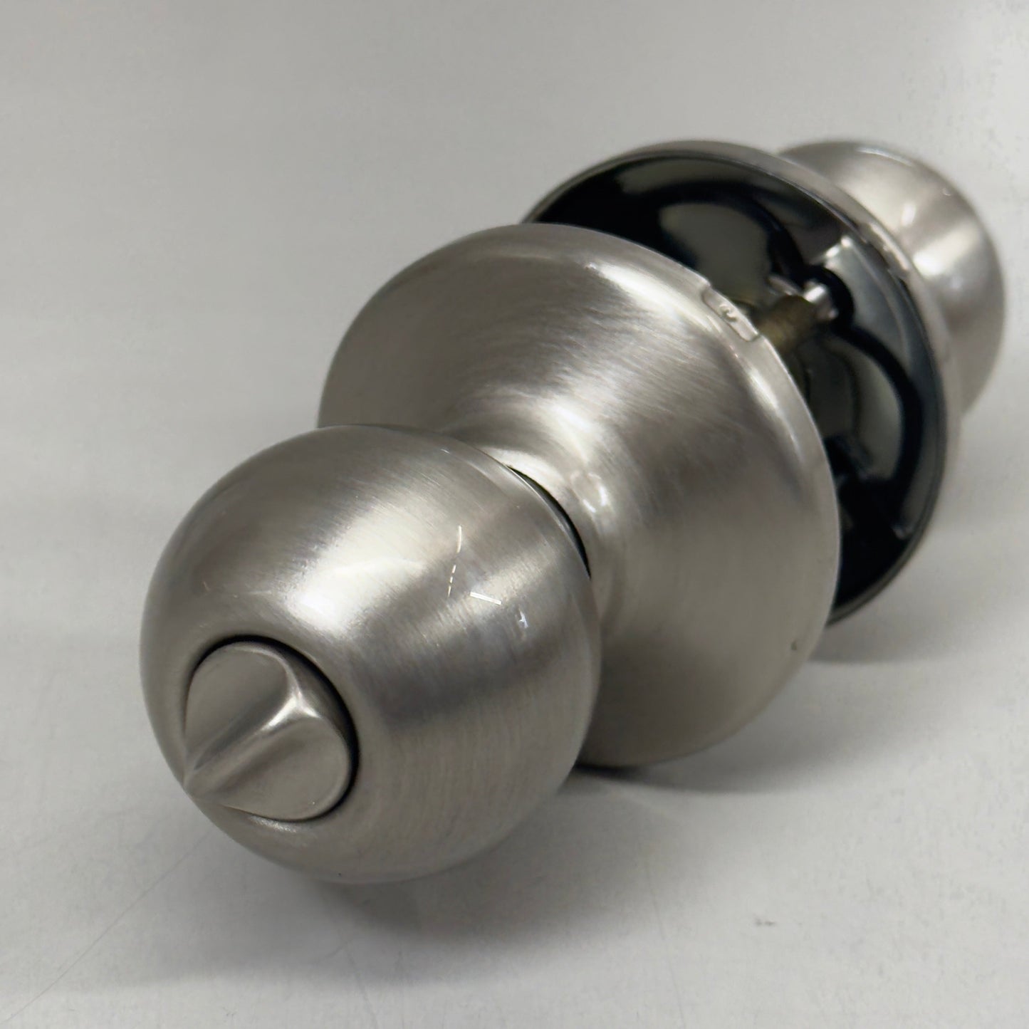 KWIKSET Polo Privacy Door Knob Single Sided Handle Satin Nickel ‎93001-915