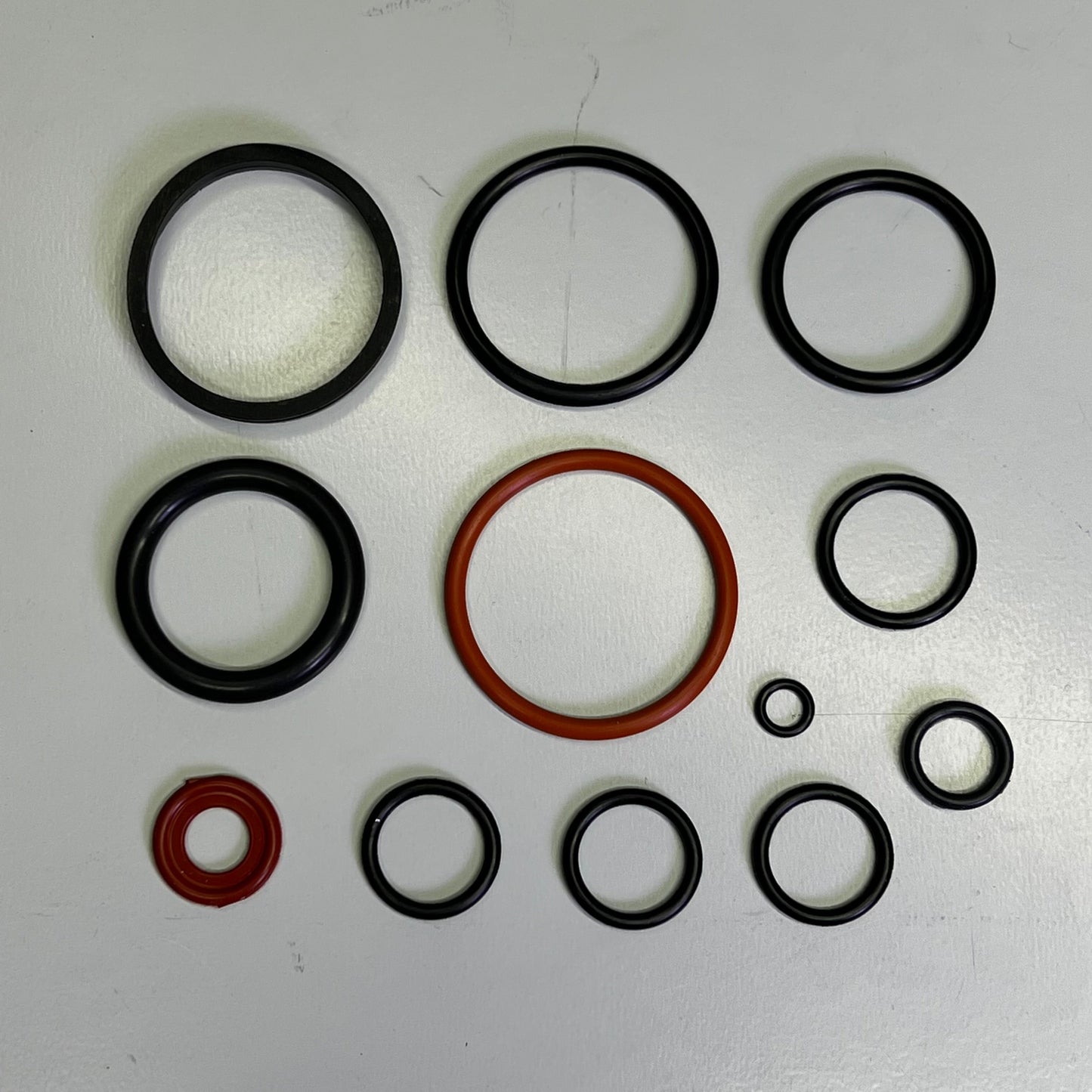 MAHLE Engine Gasket Set For Camaro 2000-02 & Firebird Made In USA 95-3558