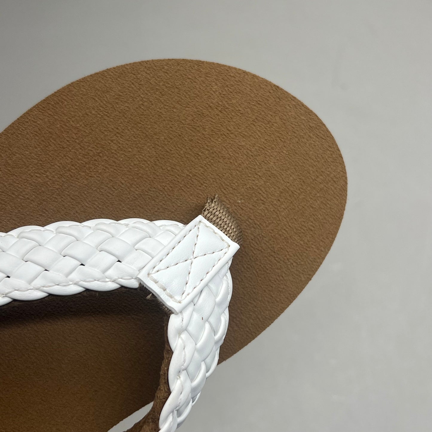 COBIAN Braided Bounce Synthetic Leather Sandals Women's Sz 7 EU 37 White BRB10-100-7