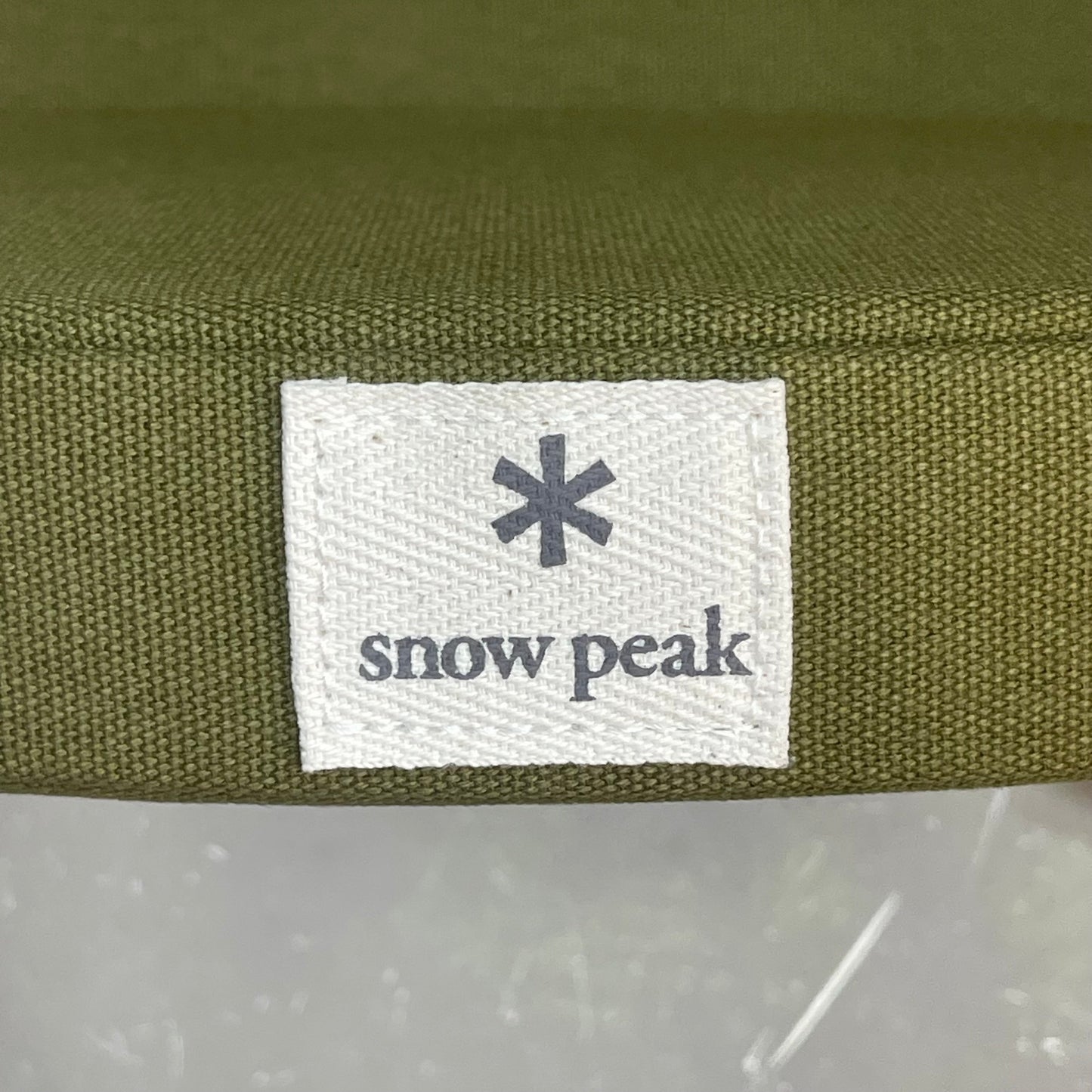 SNOW PEAK Foldable Lounge Cushion 19" Dia x 2" Th Green TM-096GR