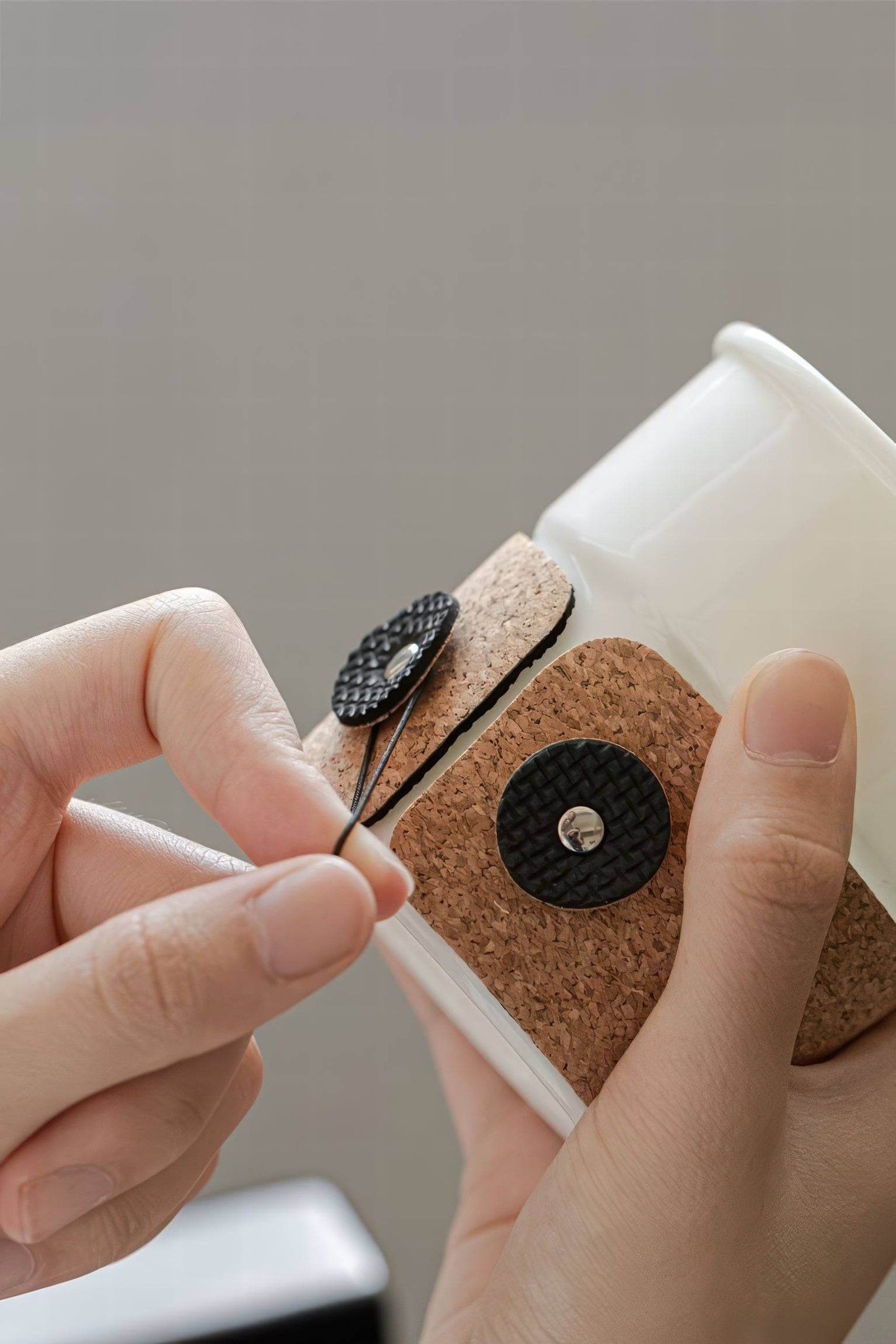 Ceramic Coffee Mug – Simple & Heat-Resistant