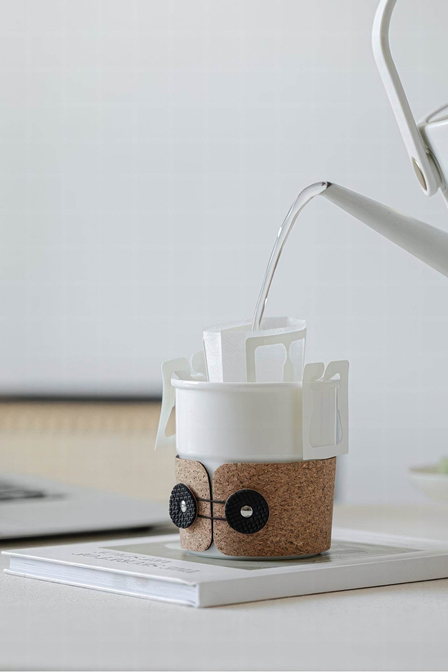 Ceramic Coffee Mug – Simple & Heat-Resistant