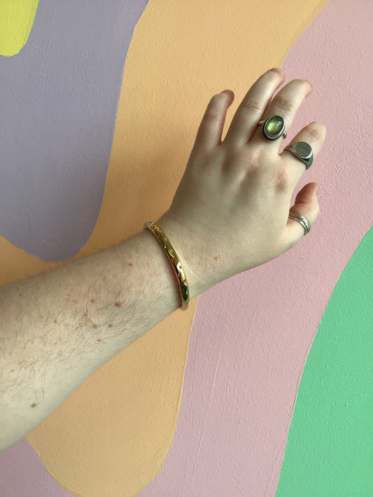 Make The Whole Place Shimmer - Titanium Bangle