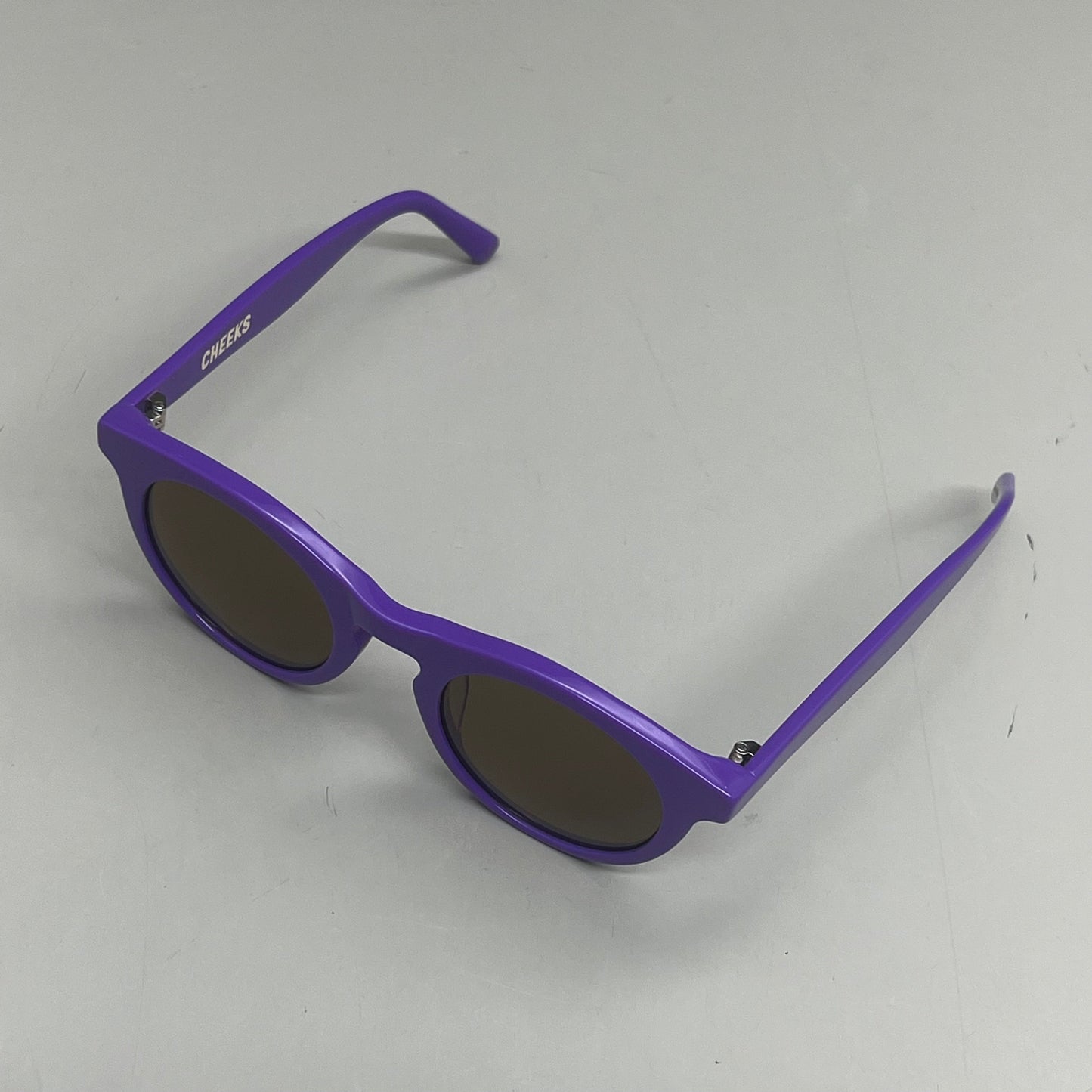 FRIDA MAE CHEEK Clemente Round Polarized Lens Sunglasses Purple SUN-ROUND-PUR AS-IS