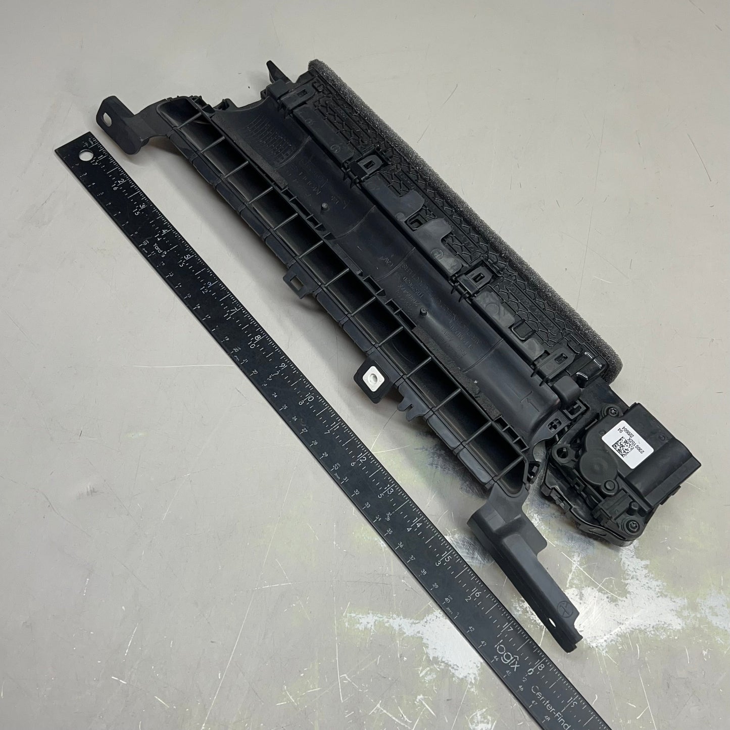 TESLA MODEL 3 19-21 Front Driver Side Dash AC Air Vent Duct Black 2080547X