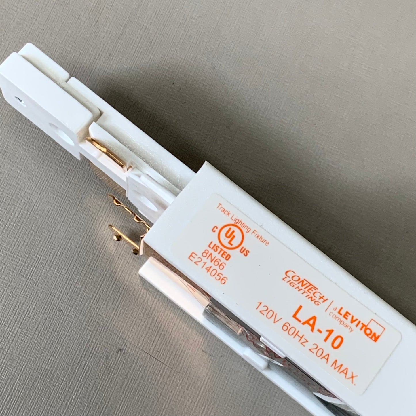 LEVITON (2 PACK) ConTech Single Circuit Live EndFeed Top Access White LA-10-P