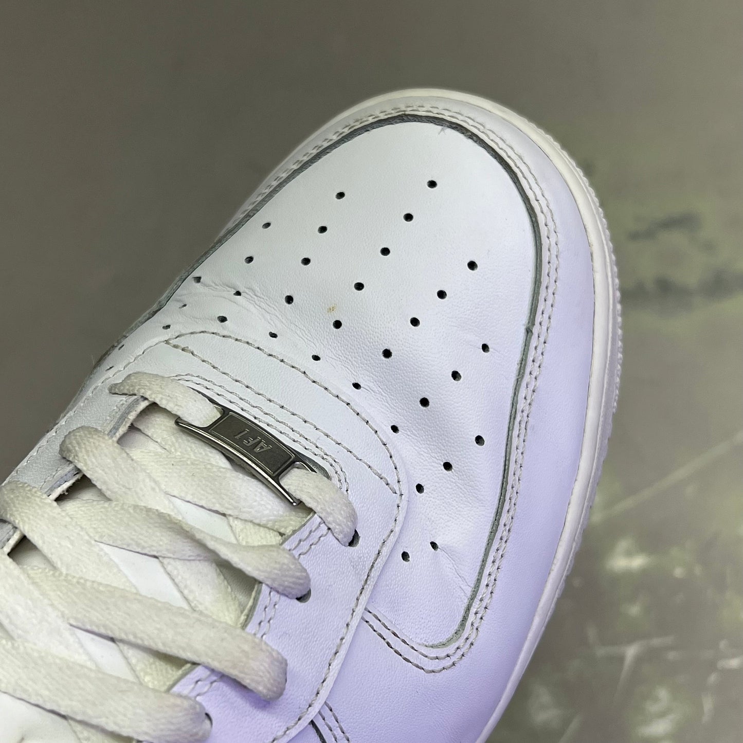 NIKE Air Force 1 '07 Leather Details Shoes Men's Sz 15 White (Pre-Owned)