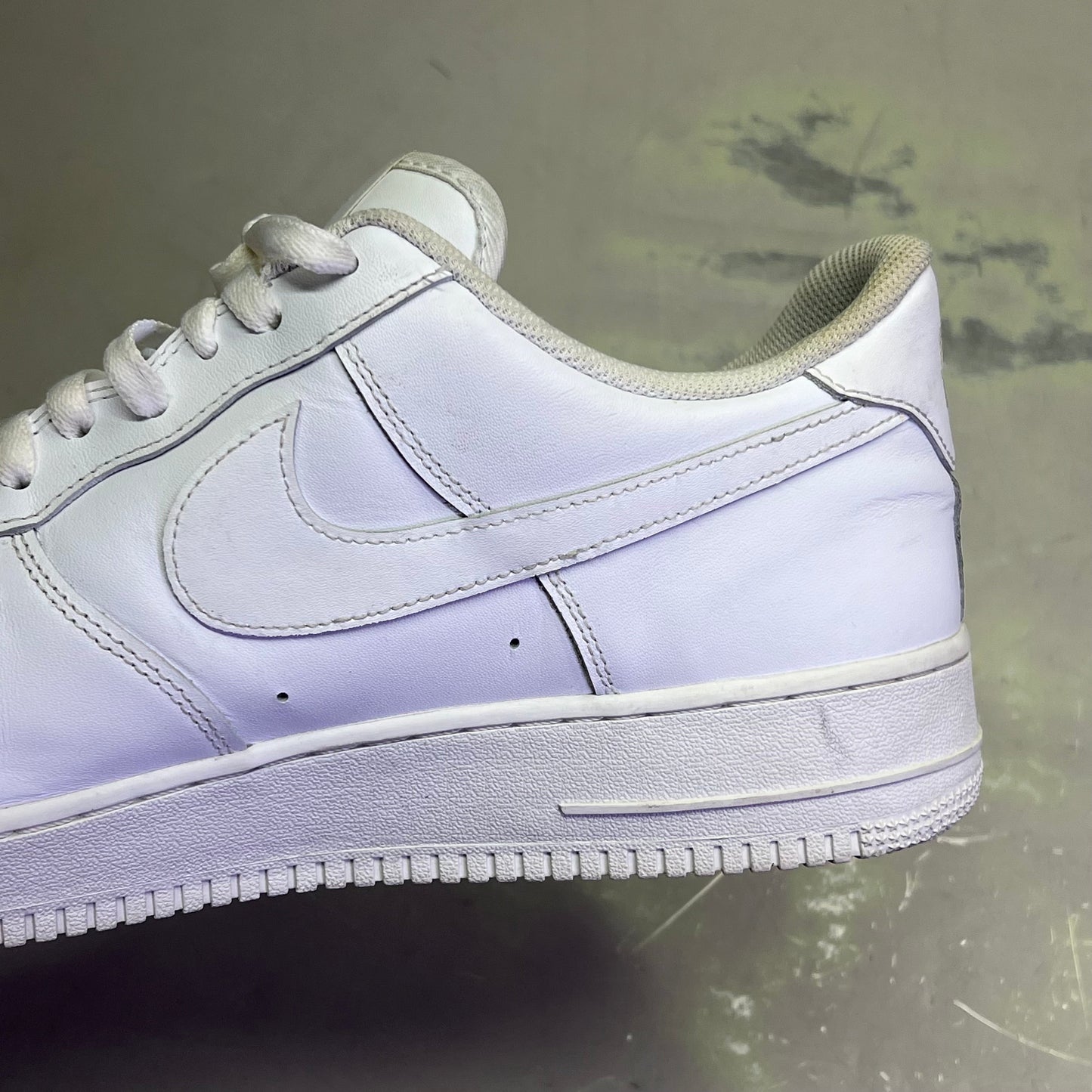 NIKE Air Force 1 '07 Leather Details Shoes Men's Sz 15 White (Pre-Owned)