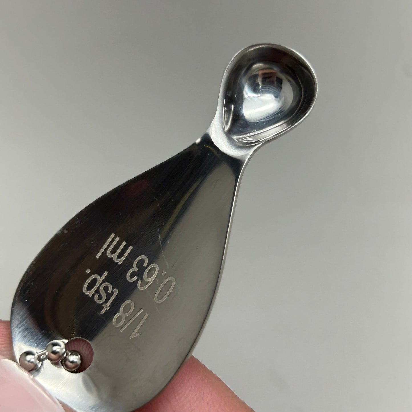 RSVP (5 Spoons) Teardrop Oval Stainless Steel Measuring Spoon 1tbs,1tsp,1/2tsp,1/4tsp,1/5tsp Chrome