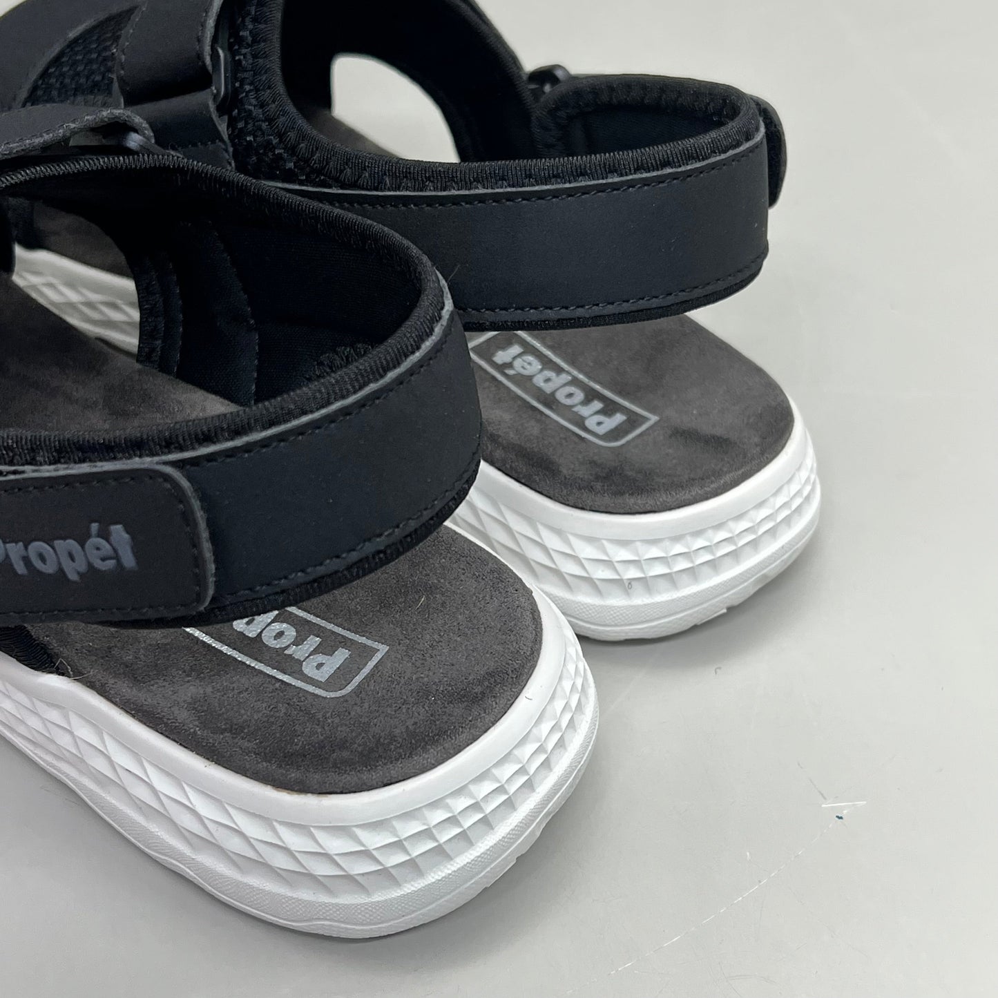 PROPET Travel Activ Sport Lightweight Women's Sz 10 M(B) Black/White WST013P