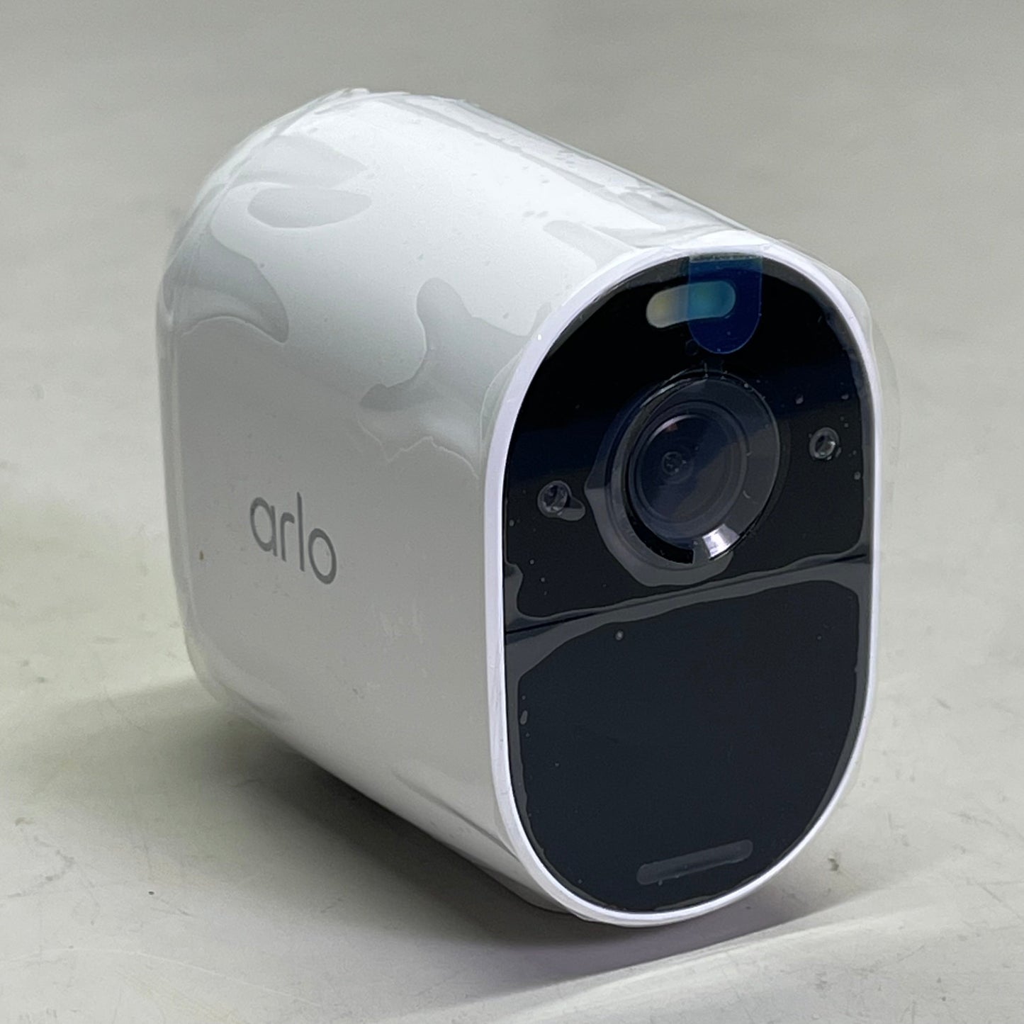 ARLO Wire-Free Spotlight Security Camera 130° FOV White VMC2030W-100NAS
