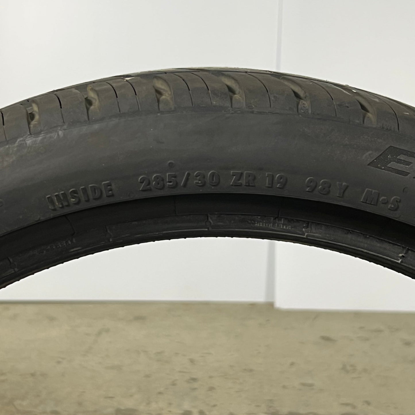 CONTINENTAL SportPlus Tire Sz 285/30ZR19 98Y XL (Used)