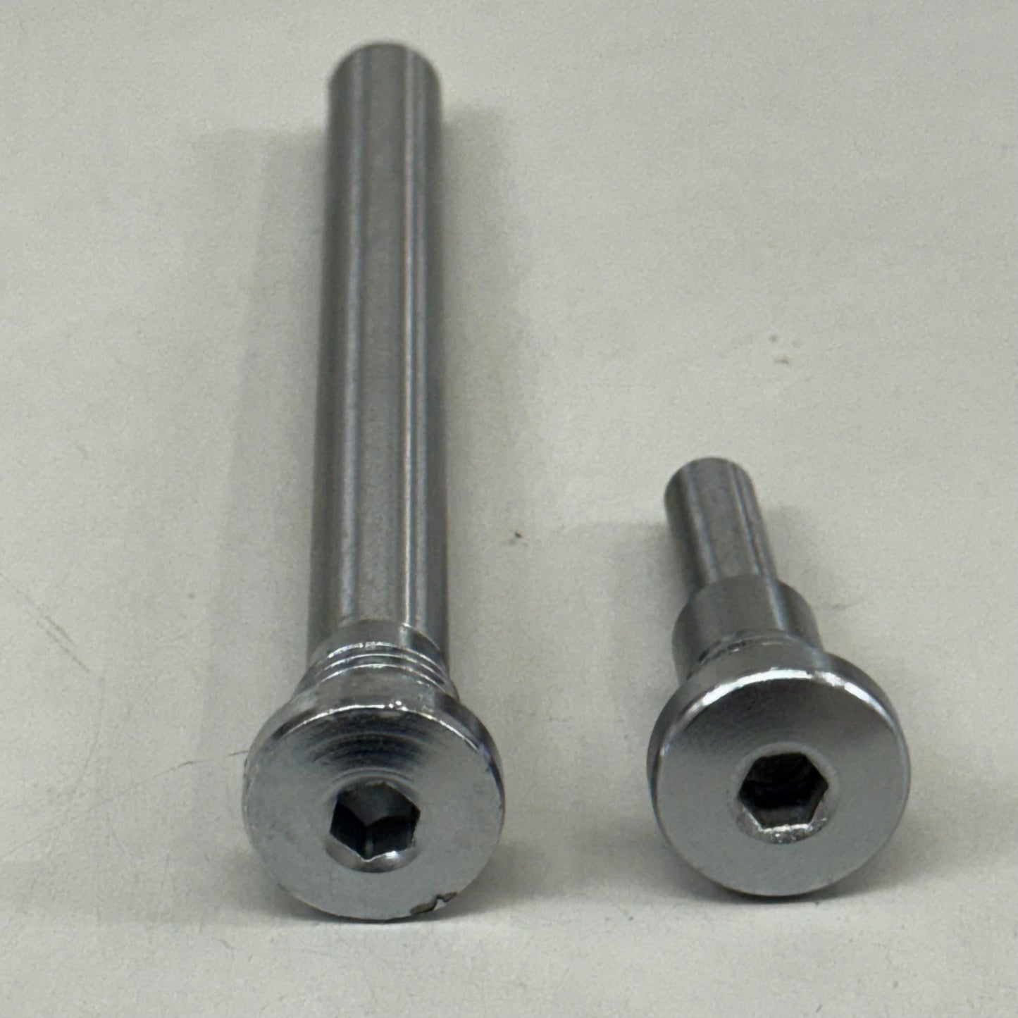 MISHON INC Rocker Arm Shaft 2.2"x0.8"x0.8" Silver 14451-MBV-000