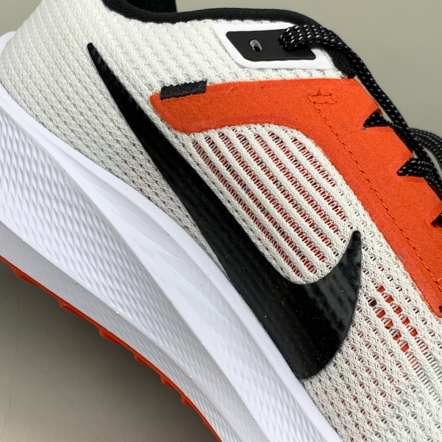 NIKE Zoom Pegasus 40 Oregon St Shoes White Team Orange & Black 8.5 W 7 M DZ5954-100