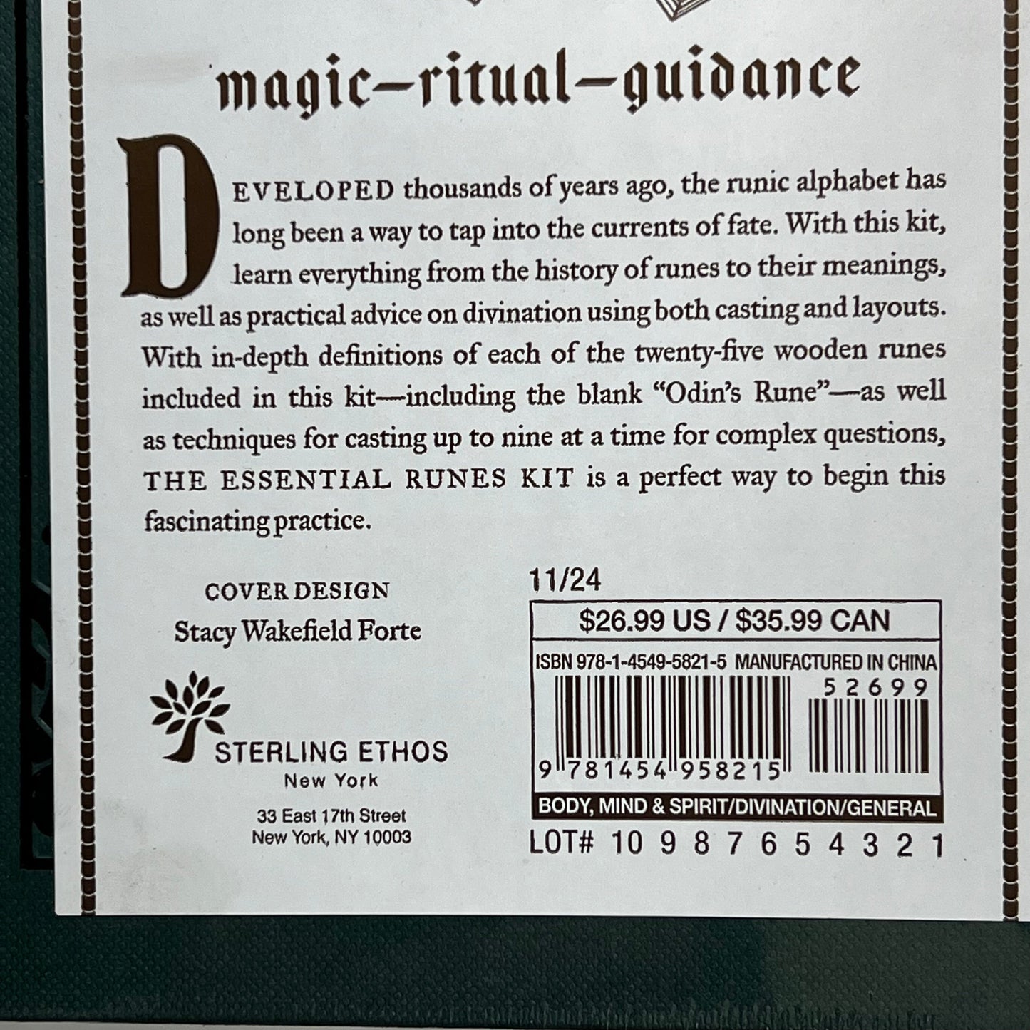 ESSENTIAL RUNES Essential Reading Ancient Symbols Kit By Cassandra Eason