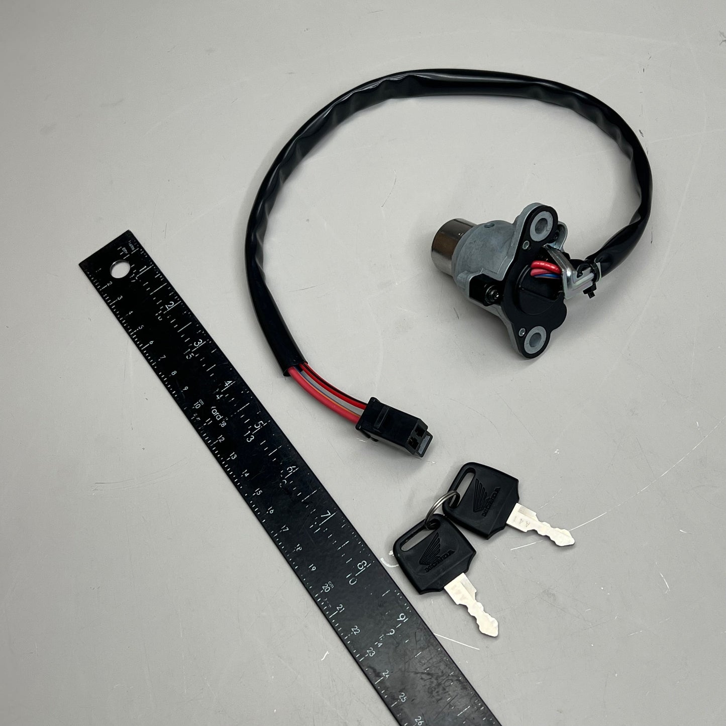 Honda 06115-GEZ-000 Ignition Switch Assembly with 2 Keys