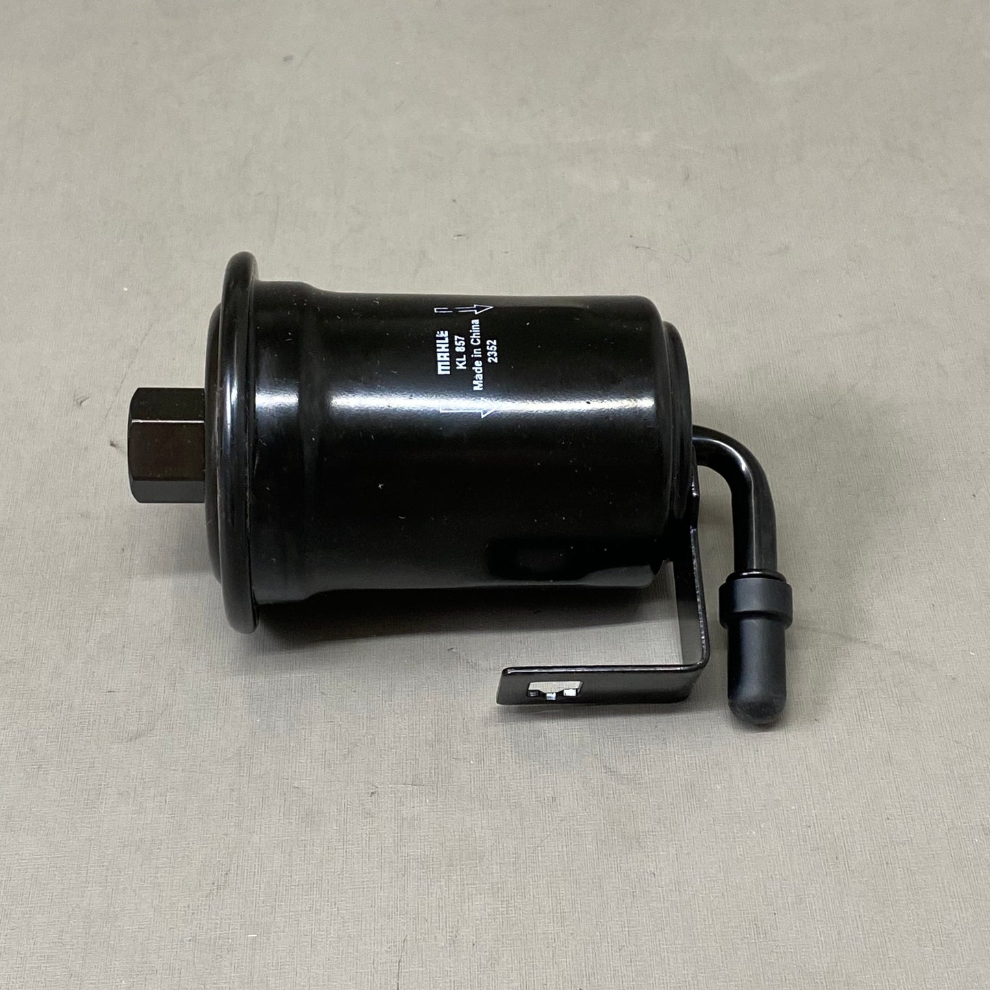 MAHLE Fuel Filter For Toyota & Lexus  Black KL857 (As-is (See Images))