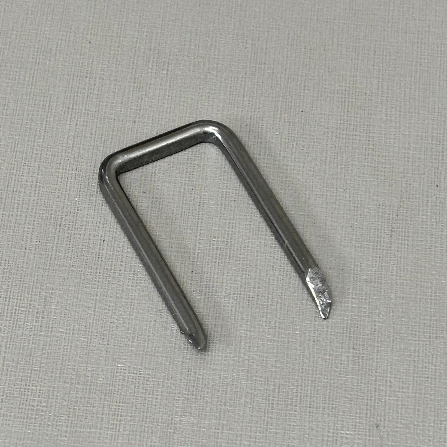VIKING 450 Count! CABLE STAPLE JAR 14-12-10 NMB C704148