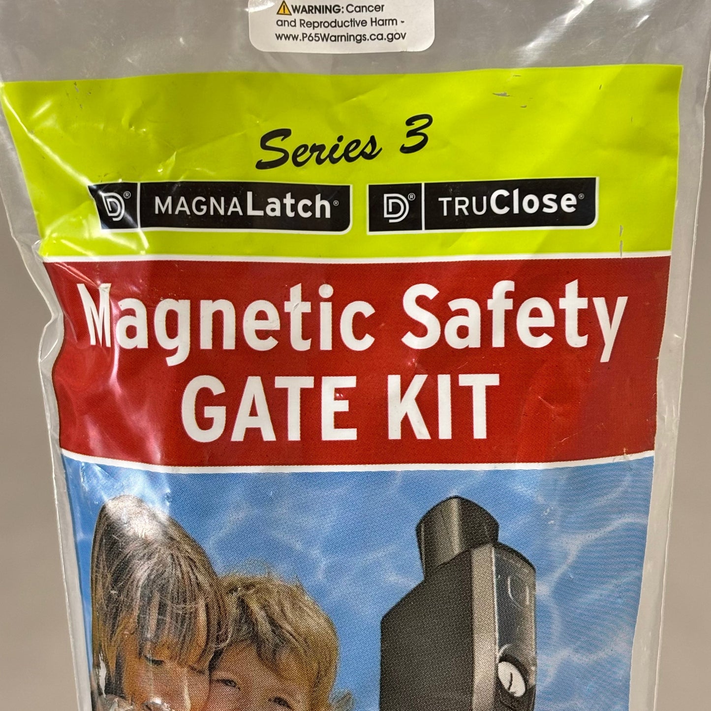 D & D TECHNOLOGIES High Security Magnalatch Series 3 Top Pull Black MTSTDKS3KA