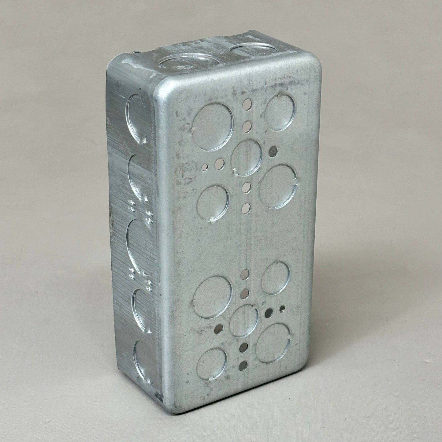 STEEL CITY Deep Box Galvanized Steel 3-GANG 3/4" 2-1/2" Deep 3/4" & 1" H3BD3/4 1