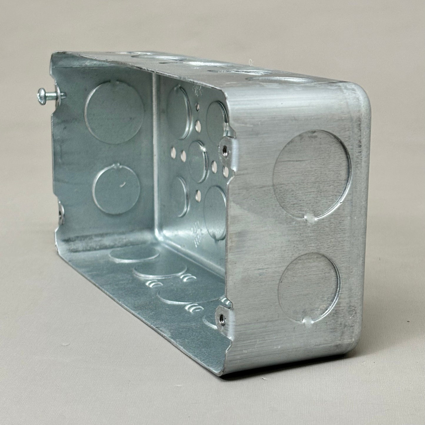STEEL CITY Deep Box Galvanized Steel 3-GANG 3/4" 2-1/2" Deep 3/4" & 1" H3BD3/4 1