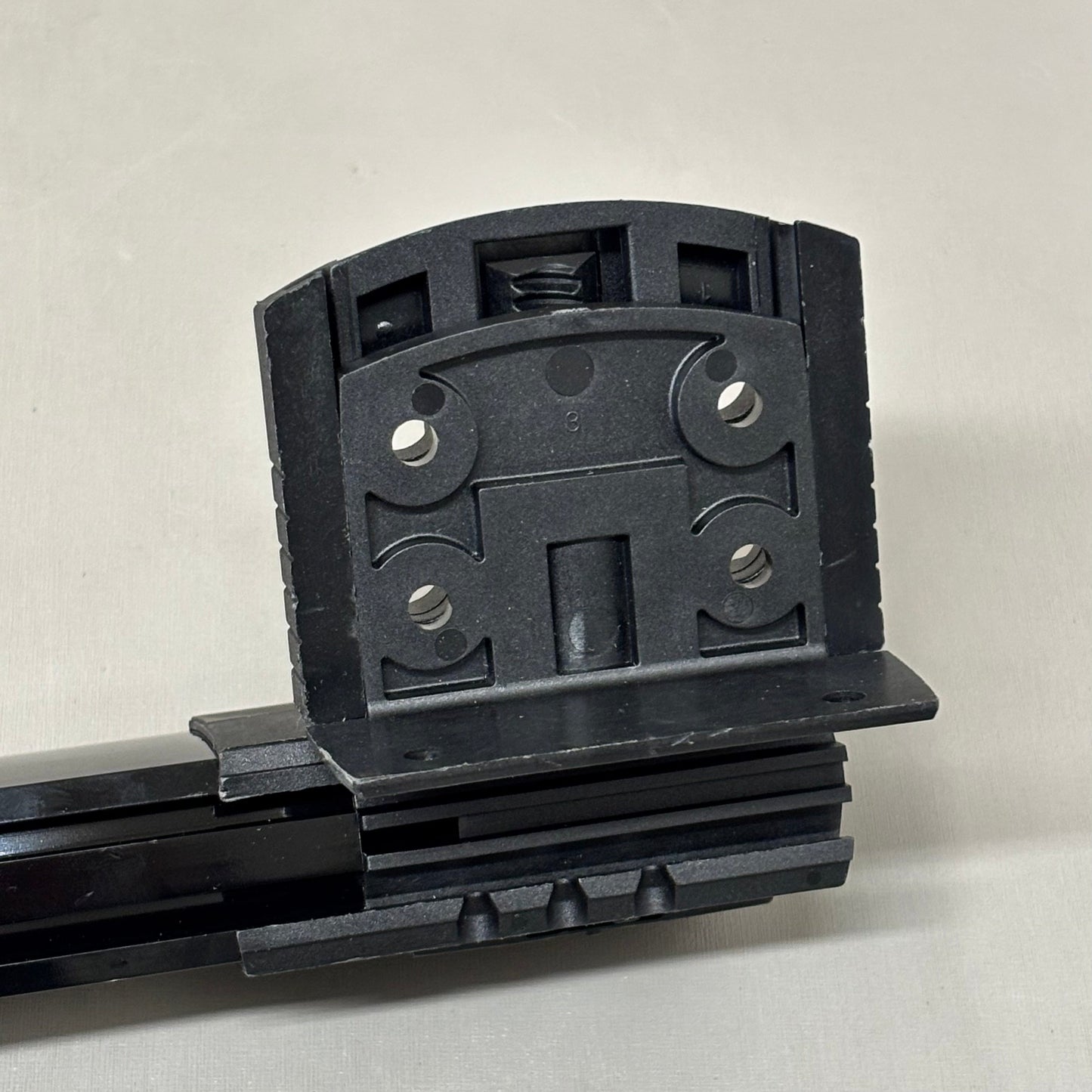 D & D TECHNOLOGIES High Security Magnalatch Series 3 Top Pull Black MTSTDKS3KA