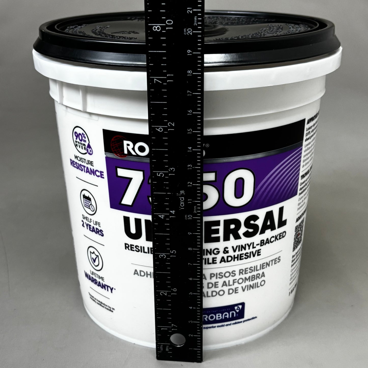 ROBERTS Universal Resilient Flooring & Vinyl-Backed Carpet Tile Floor Adhesive 7350