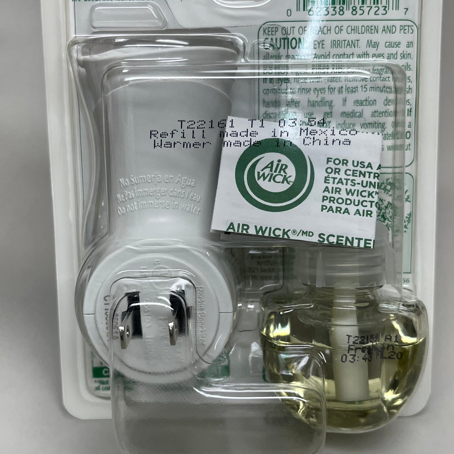 AIR WICK 6-PK! Plug in Air Freshener w/ Fresh Linen scent & essential oils (New)