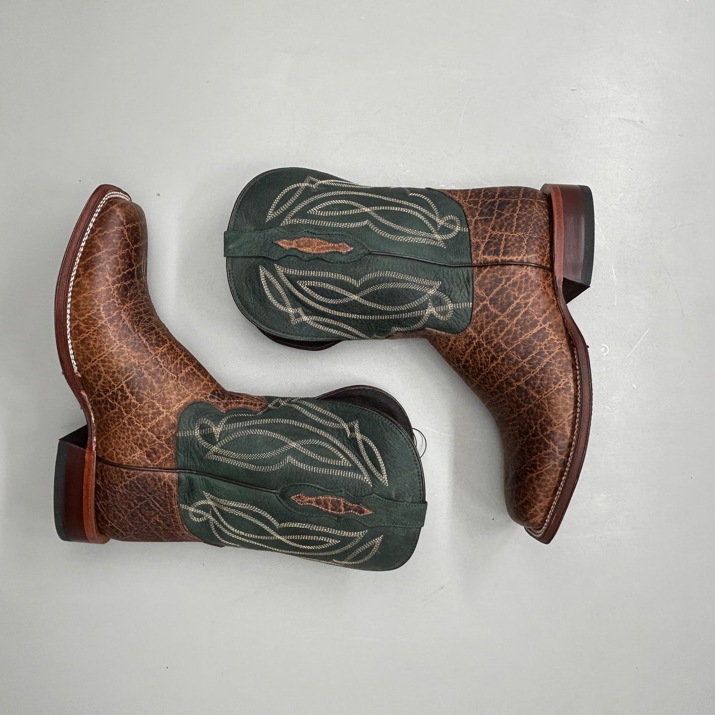 Tony Lama Tapadera Walnut Elephant Print Cowhide Style #TL317 Men's Size 10.5 EE