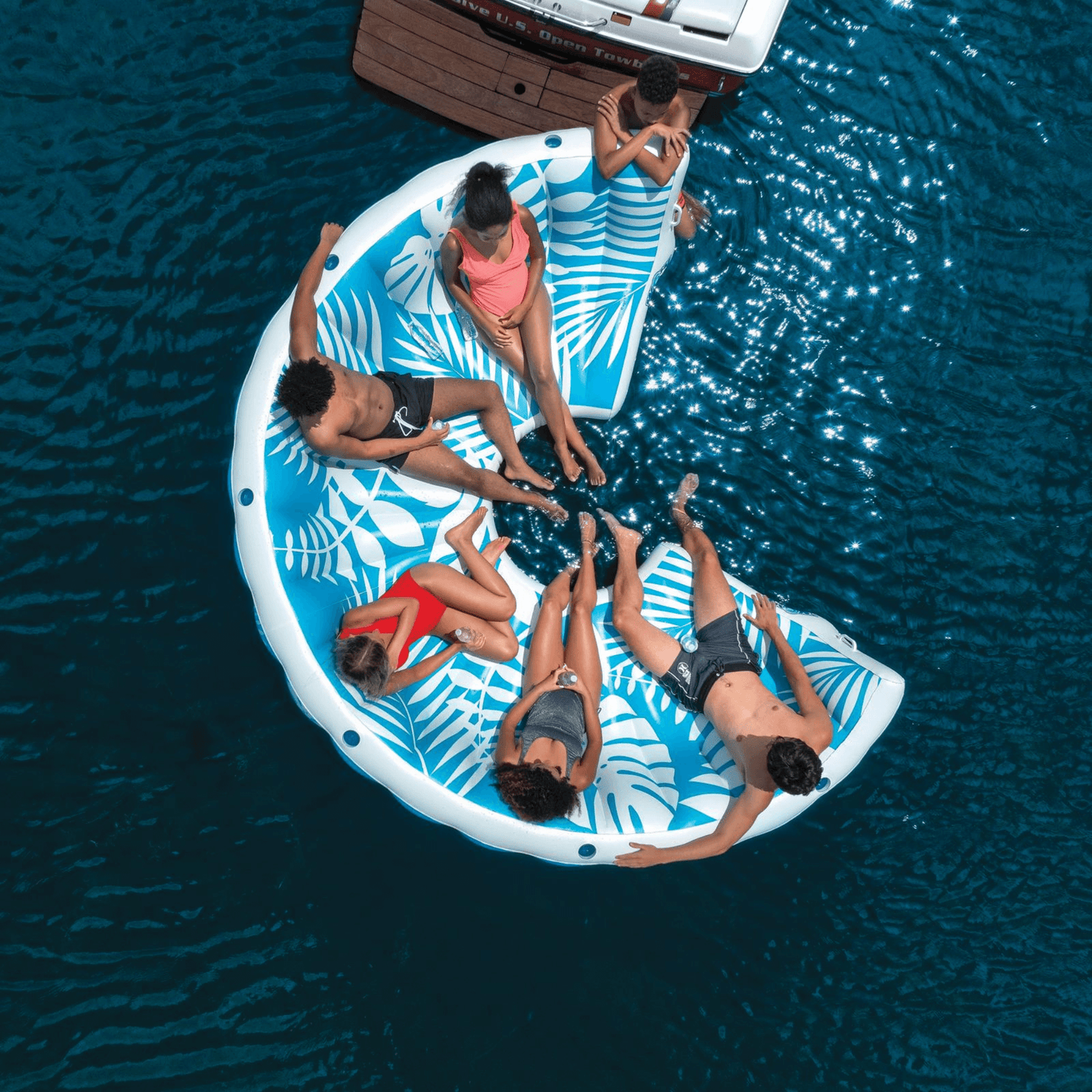 WOW Watersports Inflatable Lounging Resort Island for 6-8 People w Cup Holders