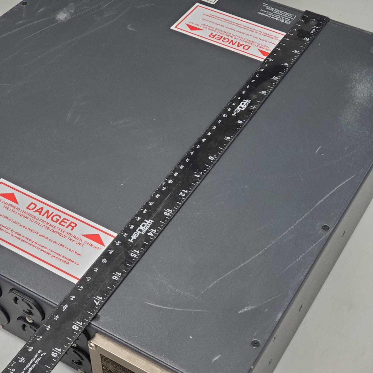 INTELLIPOWER Rugged UPS Extended Battery Backup Module 115Vac 60hz FA00365