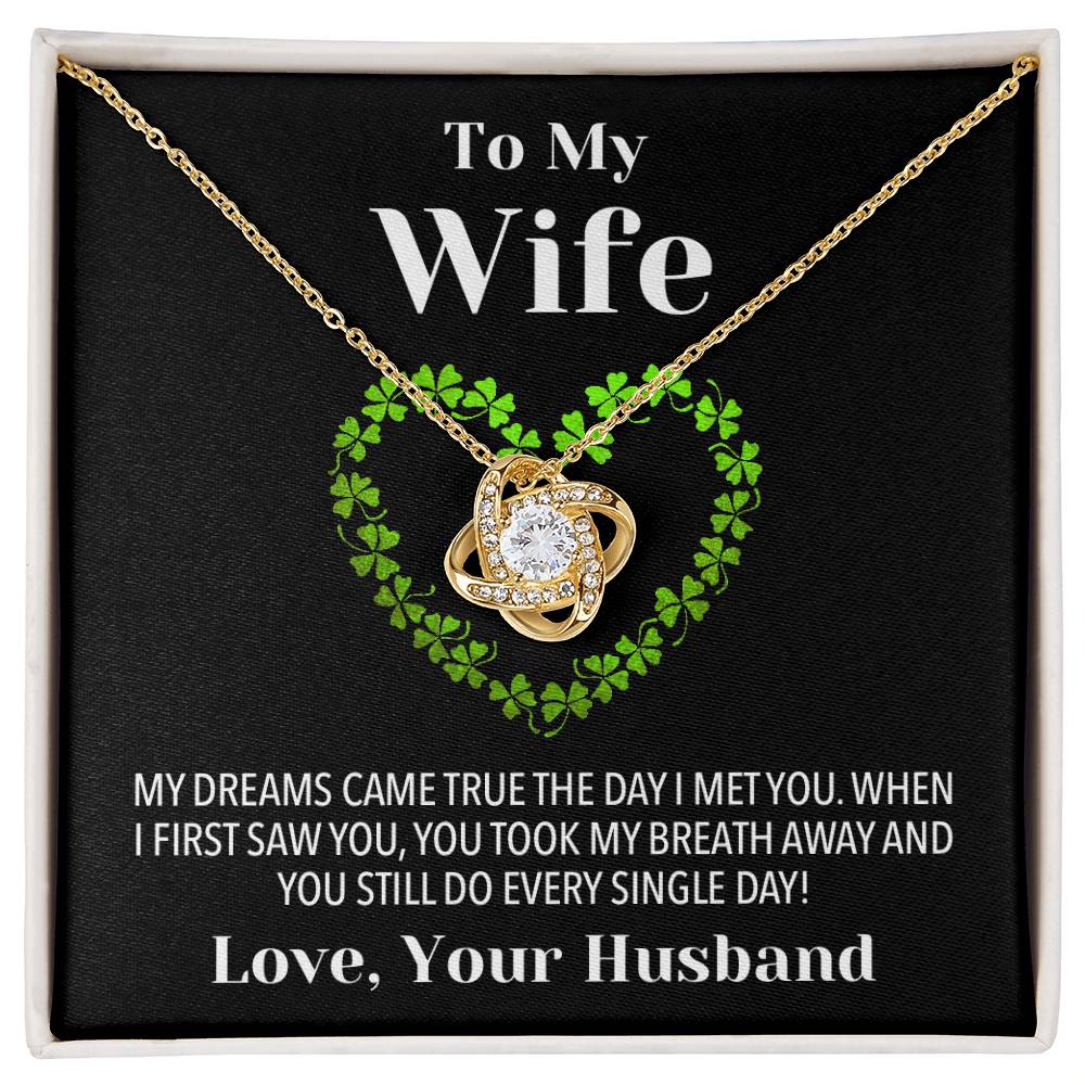 Dream Wife Shamrock Love Knot