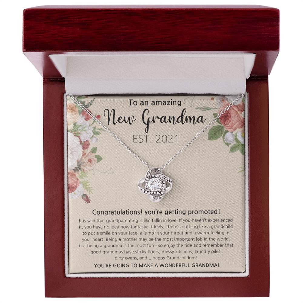 New Grandma Gifts, New Grandma, New Grandma Gifts for a Friend, New Grandma Gifts Ideas, New Grandma Gifts for Women, New Grandma Necklace, New Grandma Gifts 2021, Promoted to Grandma Pregnancy Reveal Gift, First Time Grandma
