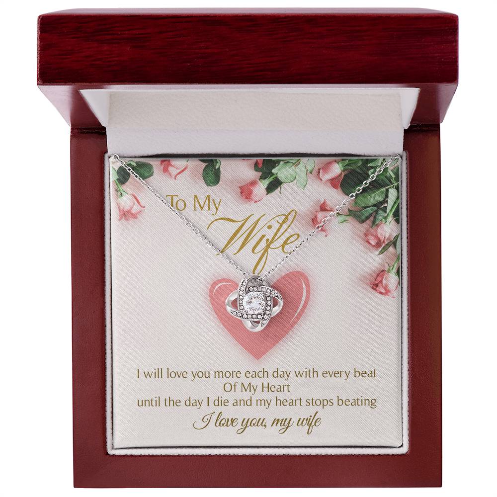 To My Wife Cute Heart Love Knot Necklace Mother's Day Message Card