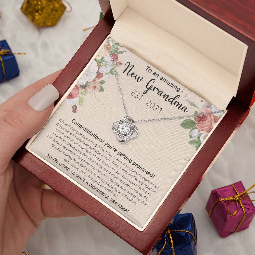 New Grandma Gifts, New Grandma, New Grandma Gifts for a Friend, New Grandma Gifts Ideas, New Grandma Gifts for Women, New Grandma Necklace, New Grandma Gifts 2021, Promoted to Grandma Pregnancy Reveal Gift, First Time Grandma